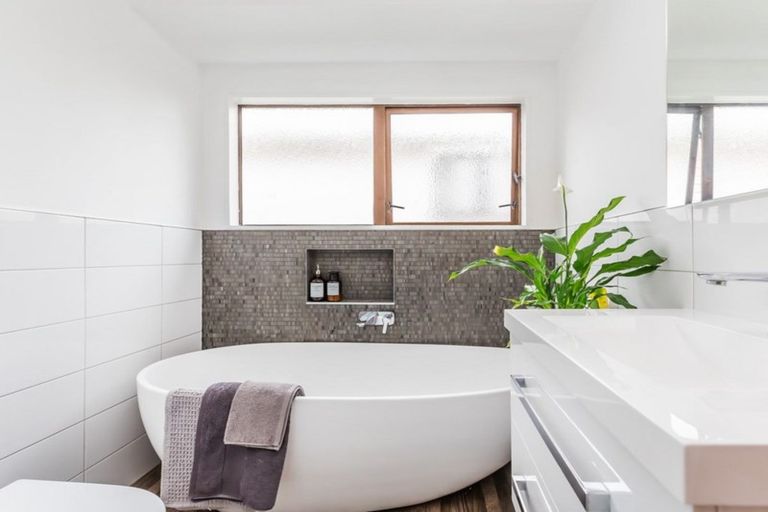 Photo of property in 80 Cortina Avenue, Johnsonville, Wellington, 6037