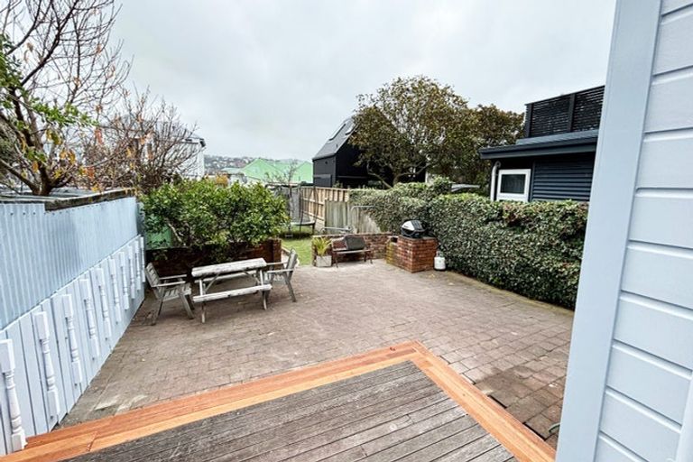 Photo of property in 92 Austin Street, Mount Victoria, Wellington, 6011