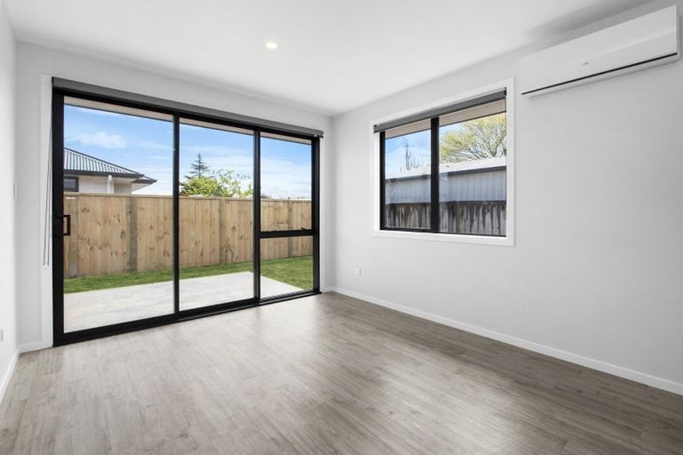 Photo of property in 2/18 Betley Crescent, Fairview Downs, Hamilton, 3214