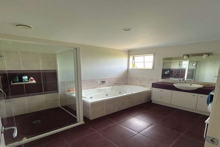 Photo of property in 32 Langford Place, Dairy Flat, Albany, 0792