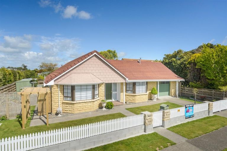 Photo of property in 153a High Street, Bulls, 4818