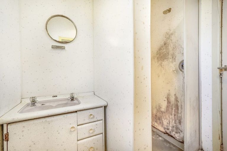 Photo of property in 11 Campbell Street, Frankton, Hamilton, 3204