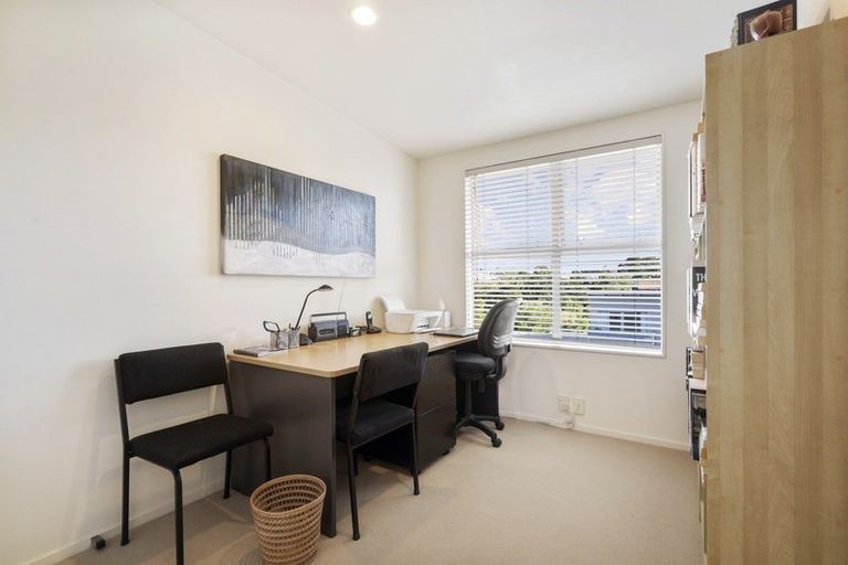 Photo of property in Habitat Apartments, 6/31 Byron Avenue, Takapuna, Auckland, 0622