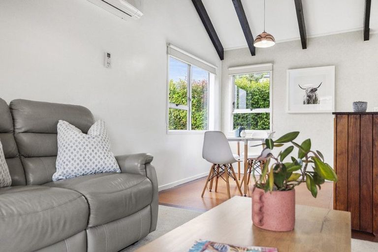 Photo of property in 7 Bardia Street, Belmont, Auckland, 0622