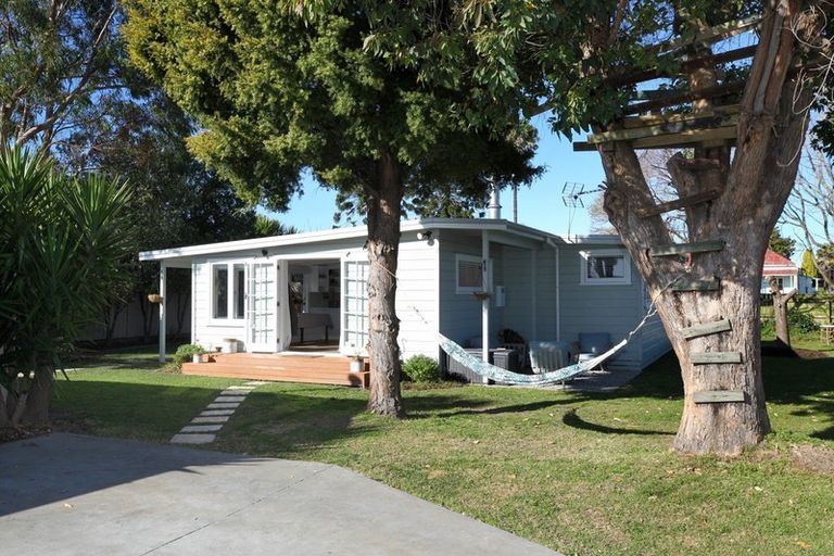 Photo of property in 7 Williamson Road, Clive, 4102