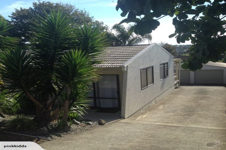 Photo of property in 18 Victory Street, Welcome Bay, Tauranga, 3112