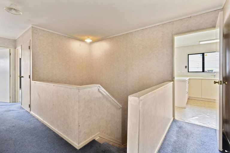 Photo of property in 2/7 Duke Street, Papakura, 2110