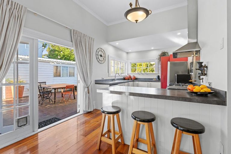 Photo of property in 118a Hibiscus Coast Highway, Red Beach, 0932