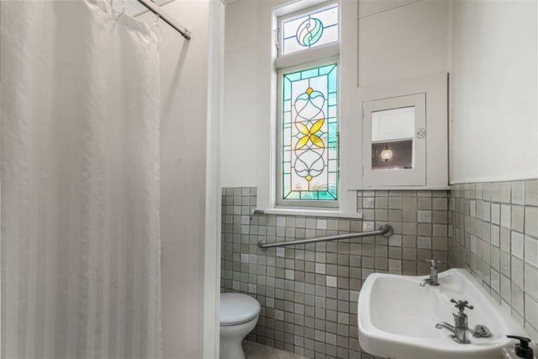 Photo of property in 9 Macky Avenue, Devonport, Auckland, 0624