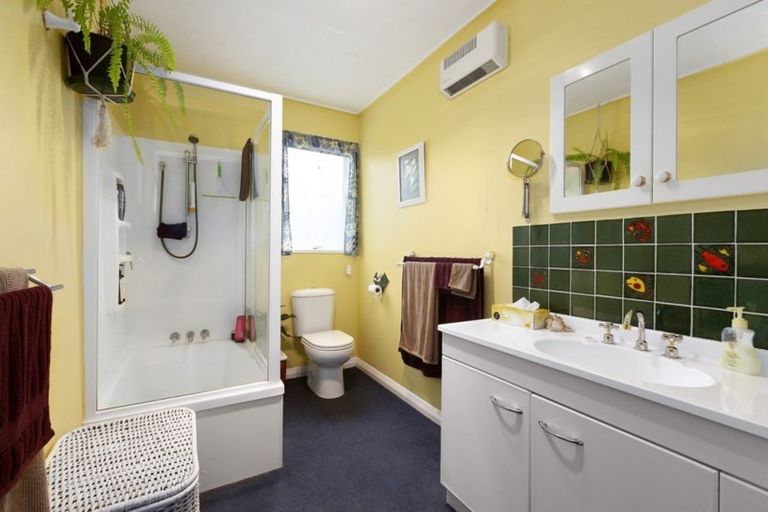 Photo of property in 24 Hargest Crescent, Saint Kilda, Dunedin, 9012