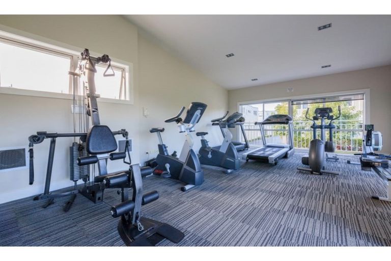 Photo of property in 82 Rewa Rewa Lane, Orewa, 0931