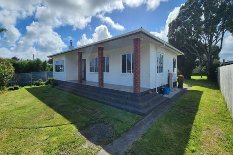 Photo of property in 43 Fox Street, Opunake, 4616
