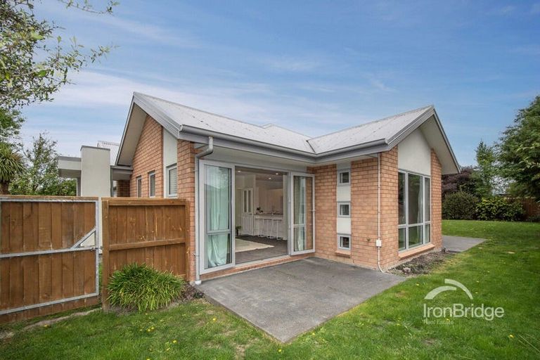 Photo of property in 7 Papawai Drive, Rangiora, 7400