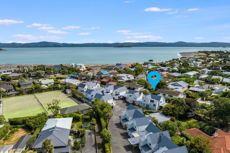 Photo of property in 6/354 Muritai Road, Eastbourne, Lower Hutt, 5013