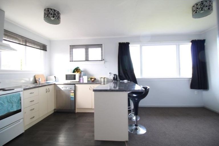 Photo of property in 99 Conway Crescent, Glengarry, Invercargill, 9810