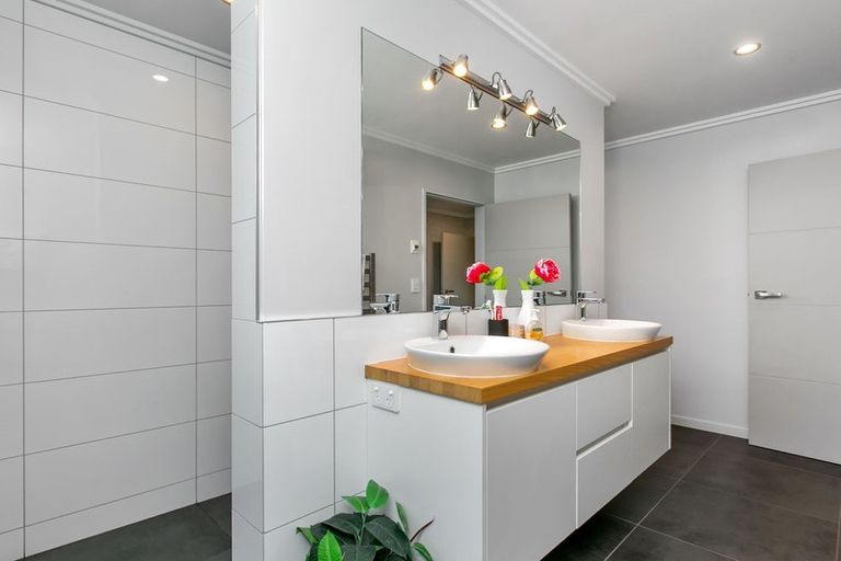 Photo of property in 2 Hagart-alexander Drive, Mosgiel, 9024