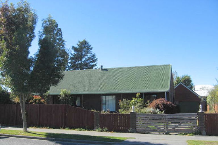Photo of property in 1 Wayne Place, Methven, 7730