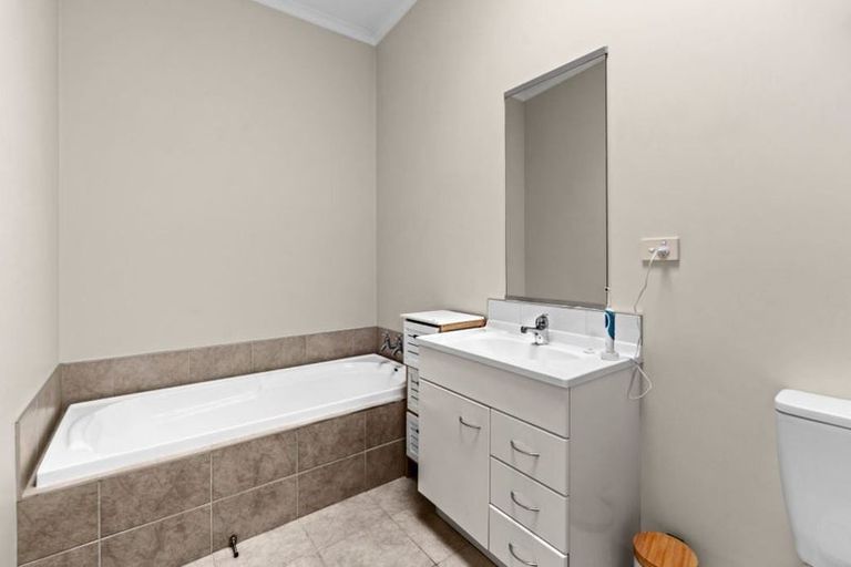 Photo of property in 6/38 Maratahu Street, Westown, New Plymouth, 4310