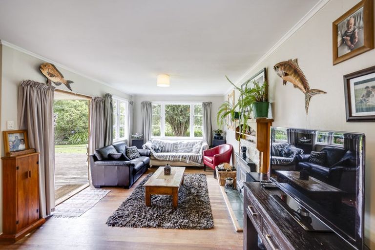 Photo of property in 1447 Ridgemount Road, Tutira, Napier, 4188