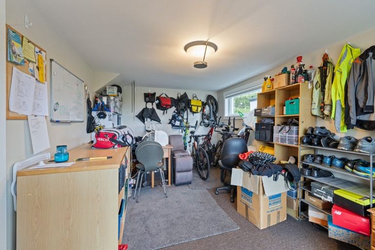 Photo of property in 10 Belleview Terrace, Mount Pleasant, Christchurch, 8081