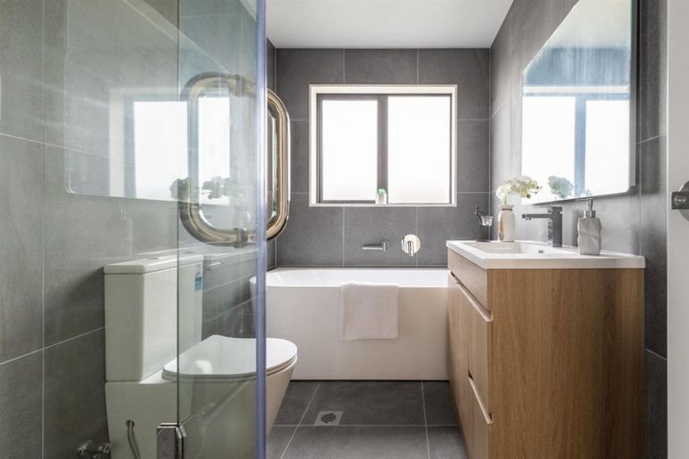 Photo of property in 6/5 Thompson Street, Mangere East, Auckland, 2024