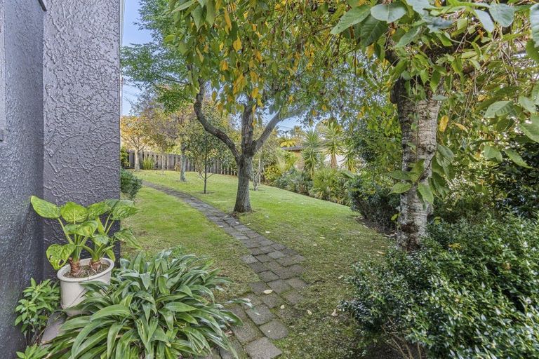 Photo of property in 49 Queens Road, Glen Avon, New Plymouth, 4312