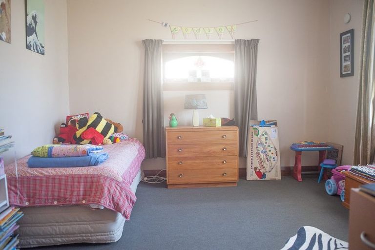 Photo of property in 36 Stone Street, Miramar, Wellington, 6022