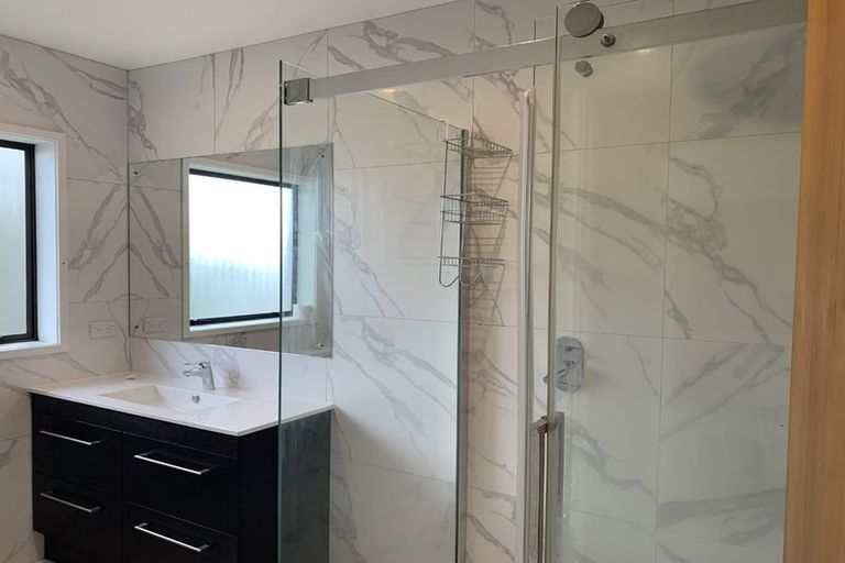 Photo of property in 6/116 Titirangi Road, New Lynn, Auckland, 0600