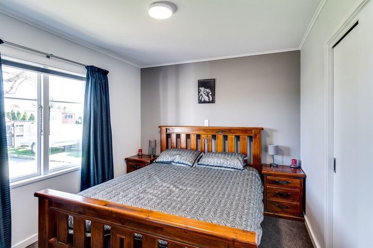 Photo of property in 47 Clarence Cox Crescent, Pirimai, Napier, 4112