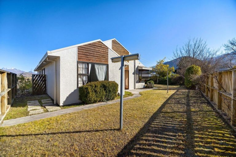 Photo of property in 66 Cotter Avenue, Arrowtown, 9302