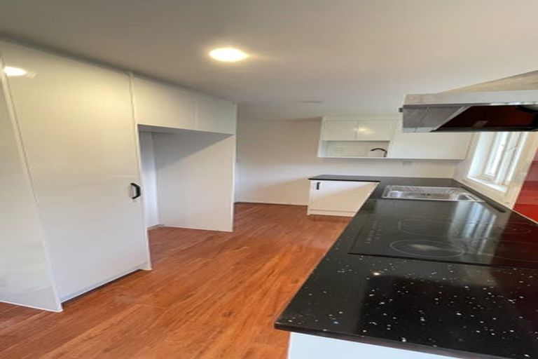 Photo of property in 324 Mount Albert Road, Mount Roskill, Auckland, 1041