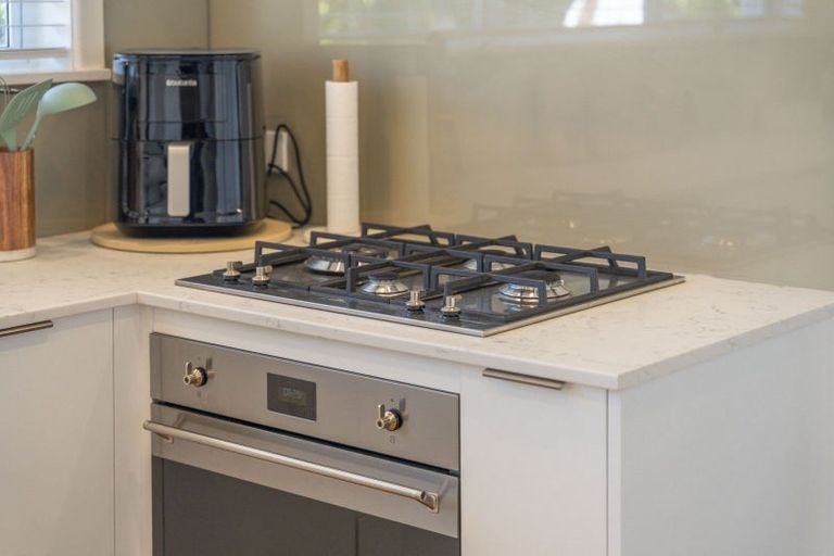 Photo of property in 4 Huia Street, Hillcrest, Rotorua, 3015