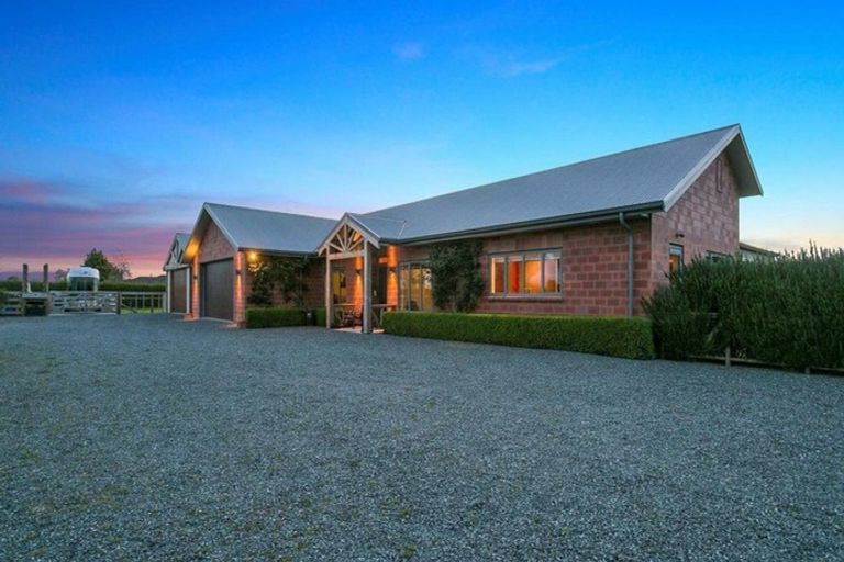 Photo of property in 555 Taihoa South Road, Matamata, 3473
