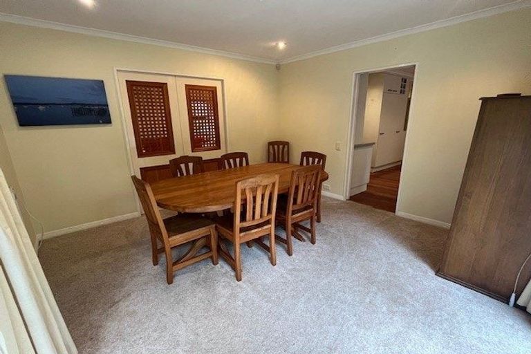 Photo of property in 2/7 Bretton Lane, Howick, Auckland, 2014