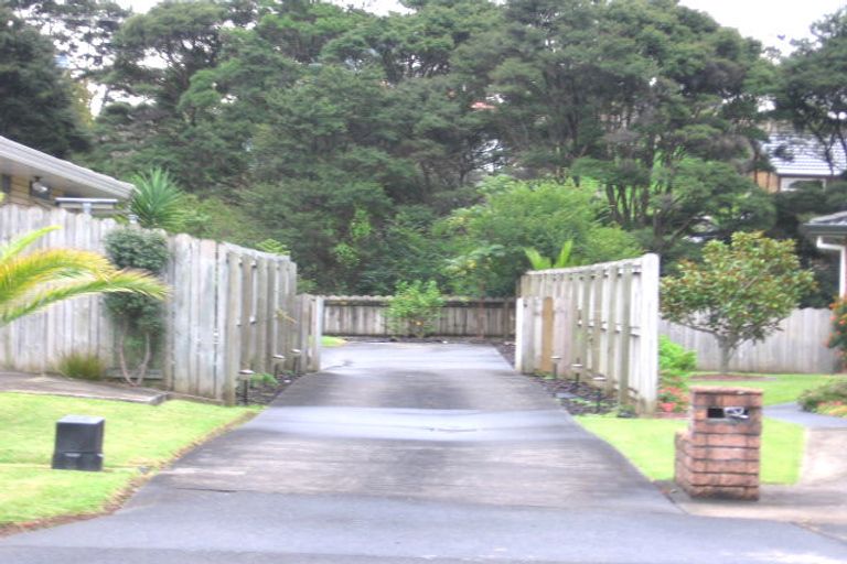Photo of property in 20 Waimoko Glen, Swanson, Auckland, 0612