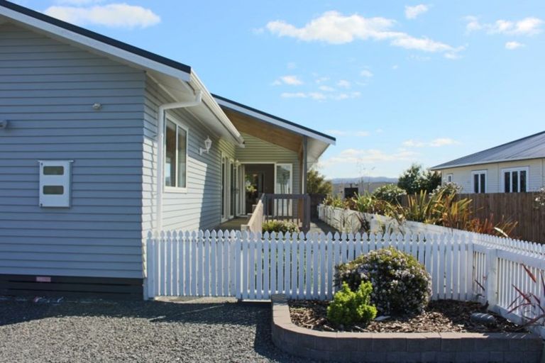 Photo of property in 1b Front Miranda Road, Waitakaruru, Thames, 3576