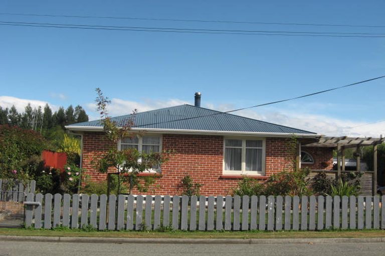 Photo of property in 30 High Street, Geraldine, 7930