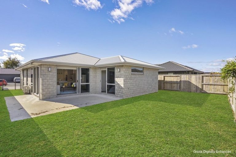 Photo of property in 79 Te Wharo Drive, Papamoa, 3118