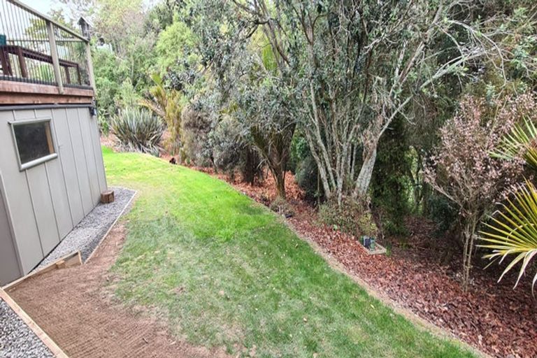 Photo of property in 9 La Lena Grove, Fitzherbert, Palmerston North, 4410