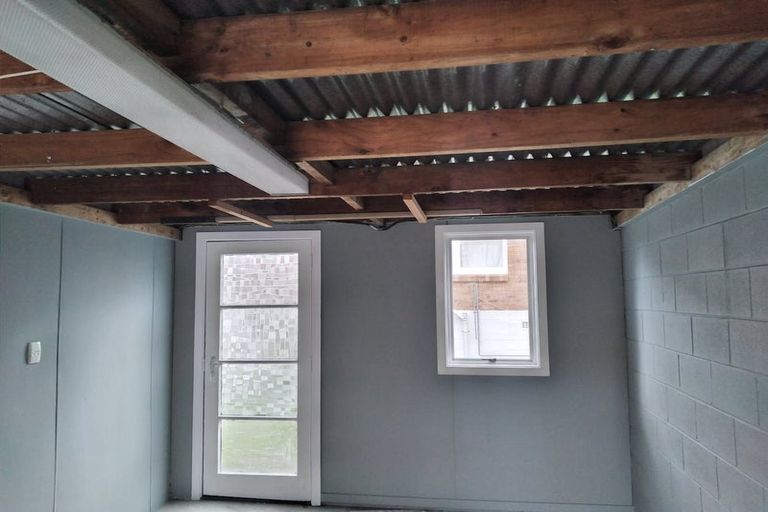 Photo of property in 1/47 Bentley Avenue, Glenfield, Auckland, 0629