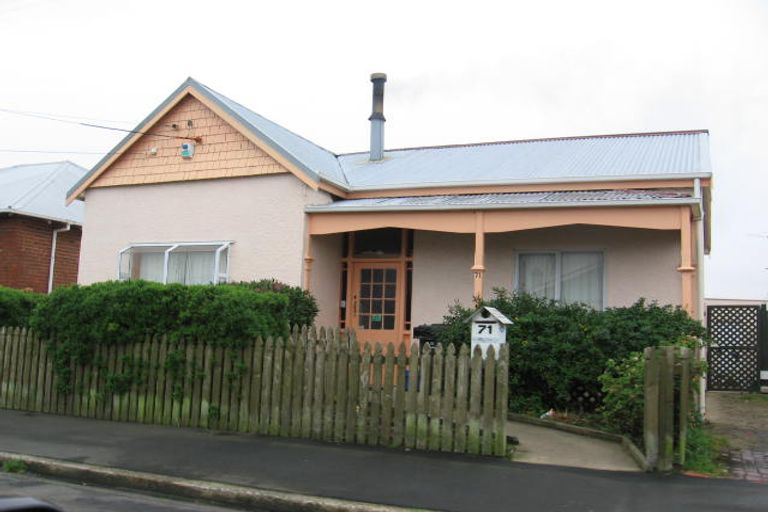 Photo of property in 71 Cutten Street, South Dunedin, Dunedin, 9012