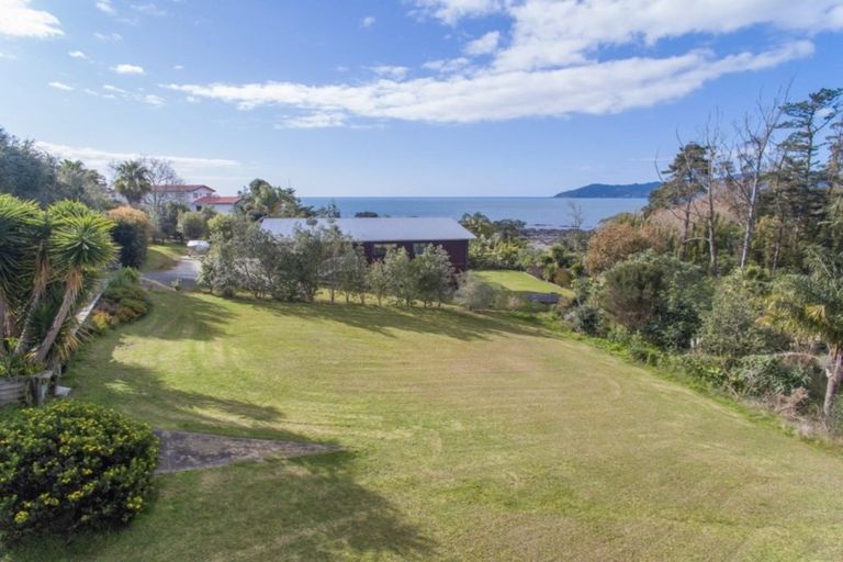 Photo of property in 46c Heretaunga Crescent, Cable Bay, 0420