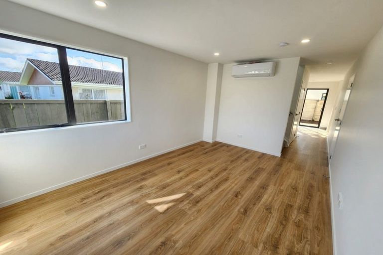 Photo of property in 10/25 Manse Road, Pahurehure, Papakura, 2113