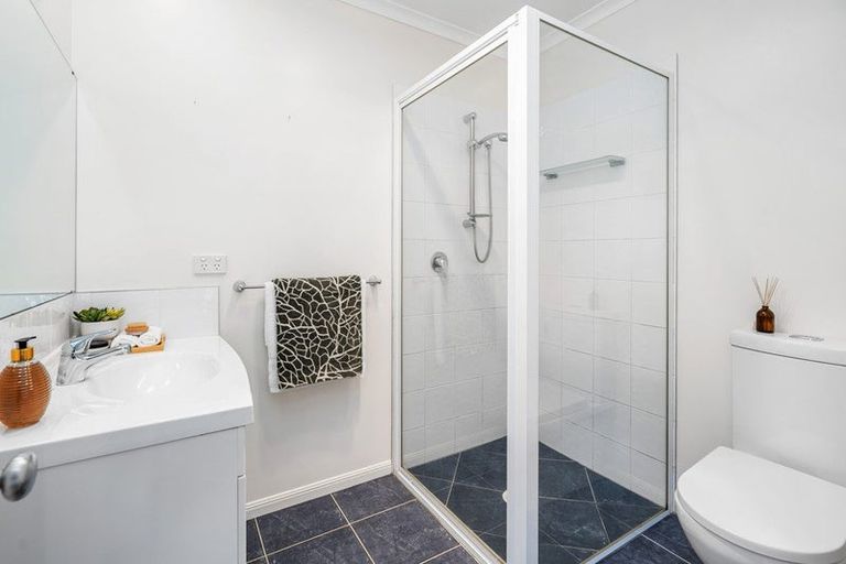 Photo of property in 11 Kihi Place, Ruakaka, 0116