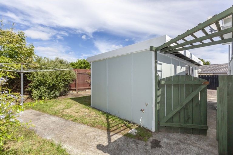 Photo of property in 6a Kingswood Grove, Raumati Beach, Paraparaumu, 5032