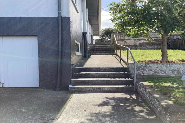 Photo of property in 2 Camperdown Road, Miramar, Wellington, 6022