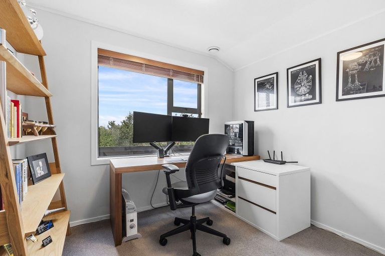 Photo of property in 244 Mitchell Street, Brooklyn, Wellington, 6021