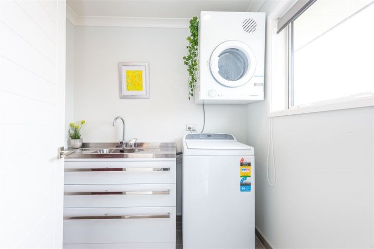 Photo of property in 2 Thornton Close, Leithfield, Amberley, 7481