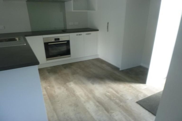 Photo of property in 8a Arthur Grove, Waikanae, 5036