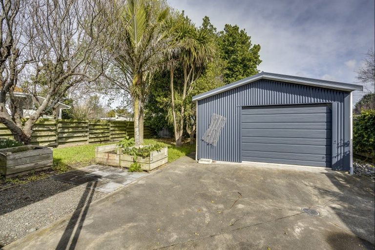 Photo of property in 40 Ferry Road, Clive, 4102